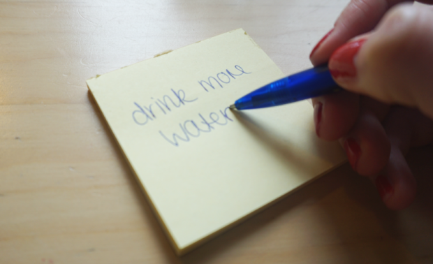 30 days of water challenge drink more water sticky note reminder